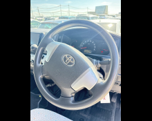 Toyota Hiace Commuter 2017