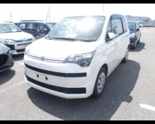 Toyota Spade 2019