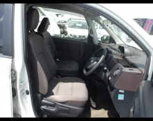 Toyota Spade 2019