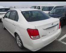 Toyota Corolla Axio 2014