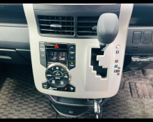 Toyota Noah 2013