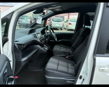 Toyota Voxy 2017