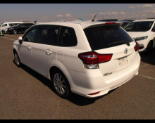 Toyota Corolla Fielder 2015