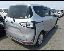 Toyota Sienta 2018