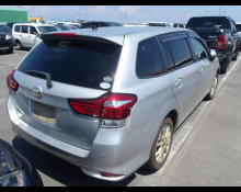 Toyota Corolla Fielder 2018