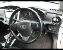 Toyota Corolla Axio 2018