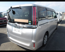 Toyota Noah 2019