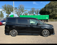 Toyota Voxy 2018