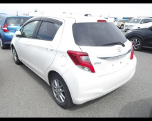 Toyota Vitz 2016