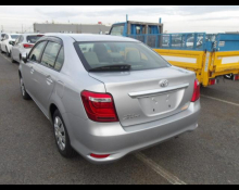 Toyota Corolla Axio 2017