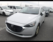 Mazda Mazda2 2021