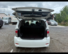 Toyota Corolla Rumion 2010