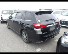 Toyota Corolla Fielder 2015