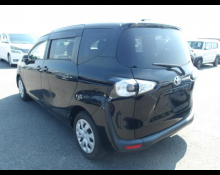 Toyota Sienta 2018