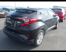 Toyota C-HR 2023
