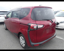 Toyota Sienta 2019