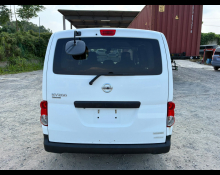 Nissan NV200 2021