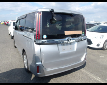 Toyota Noah 2019