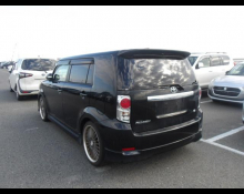 Toyota Corolla Rumion 2011