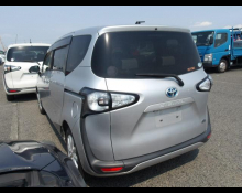 Toyota Sienta 2018