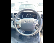 Toyota Hiace Wagon 2020