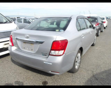 Toyota Corolla Axio 2012
