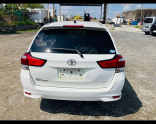 Toyota Corolla Fielder 2016