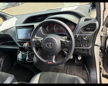Toyota Noah 2017