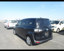 Toyota Sienta 2020