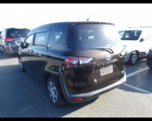 Toyota Sienta 2019