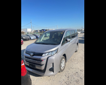 Toyota Noah 2023