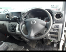 Nissan NV350 2019