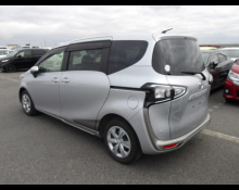 Toyota Sienta 2020