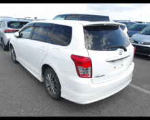 Toyota Corolla Fielder 2011