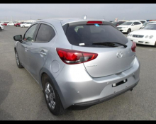 Mazda Mazda2 2023