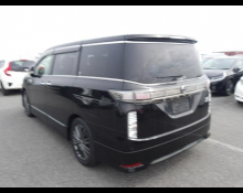 Nissan Elgrand 2015