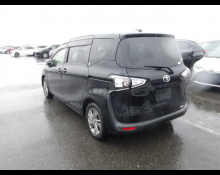 Toyota Sienta 2021
