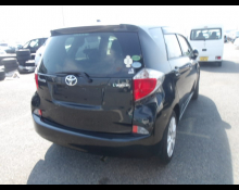 Toyota Ractis 2013