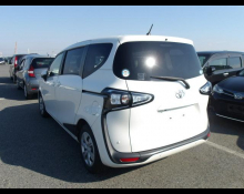 Toyota Sienta 2019