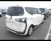 Toyota Sienta 2019