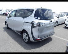 Toyota Sienta 2019