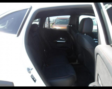 Mercedes-Benz GLA-class 2021