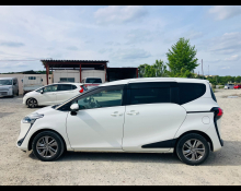 Toyota Sienta 2019