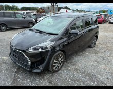 Toyota Sienta 2019