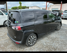 Toyota Sienta 2019
