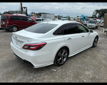 Toyota Crown 2019