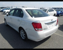 Toyota Corolla Axio 2012
