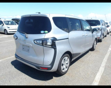 Toyota Sienta 2019