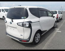 Toyota Sienta 2018