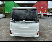 Toyota Voxy 2017